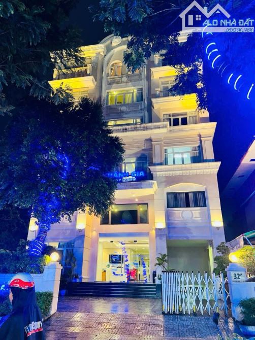 HÀNG HOT ! Tòa Nhà CHDV MT 32A Trương Định | DT: 19X54m | Hầm,6 Tầng,thang máy | - 1