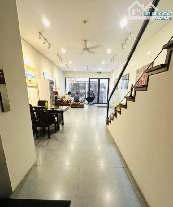 SIÊU DÒNG TIỀN - PHỐ LIỄU GIAI, TT BA ĐÌNH - APARTMENT 7 tầng thang máy - 20m ra phố - 1