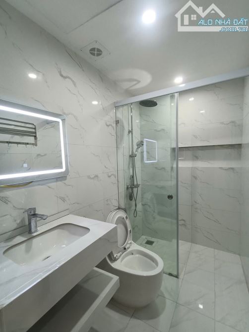 BÁN NHÀ MỚI ĐẸP NGUYỄN LƯƠNG BẰNG.TRUNG TÂM ĐỐNG ĐA. THANG MÁY- 41M.GIÁ HƠN 10TỶ - 1