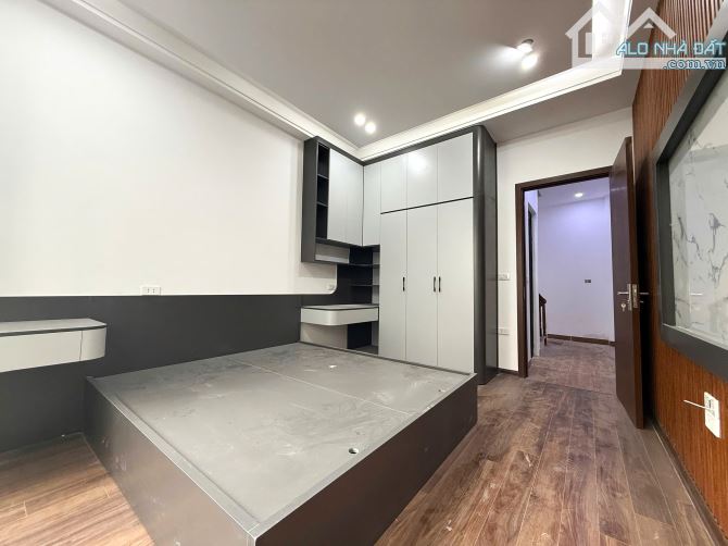 Bán nhà riêng tại Vân Canh, Hoài Đức,30m, 5 tầng xây mới, thiết kế siêu đẹp, ô tô đỗ gần - 1