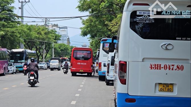 Bán lô đất diện tích lớn 250m2 - Mặt tiền rộng 13m - 3 mặt tiền đường Hà Bổng - Chỉ 4x tỷ - 1