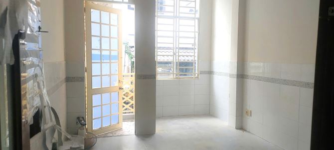 🔵 Nhỉnh 7Tỷ Sở hữu nhà Lý Thái Tổ Q10. (3.5x14) 4tầng, SHR/Hoàn công - 1