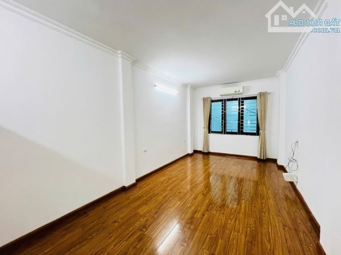 HIẾM QUÁ!!!  SIÊU PHẨM PHÂN LÔ LÊ TRỌNG TẤN - 5M RA PHỐ - NGÕ Ô TÔ KINH DOANH - HAI THOÁNG - 1