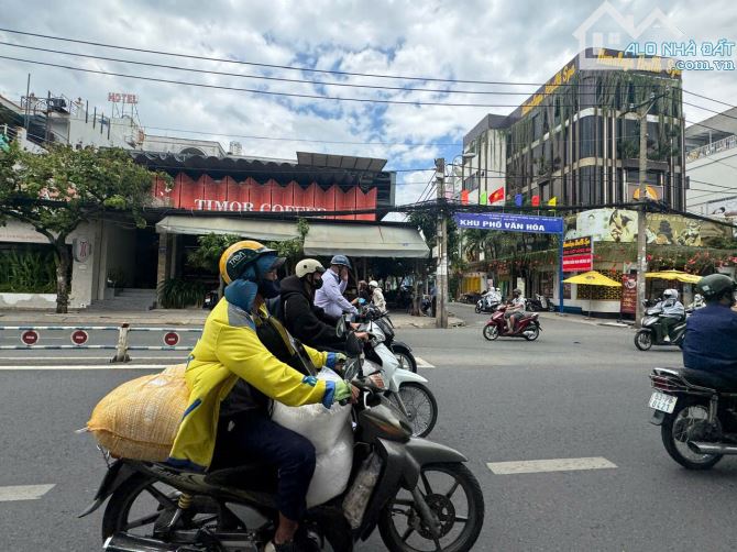 BÁN TÒA NHÀ GÓC 2 MT NGUYỄN VĂN KHỐI – ĐỐI DIỆN CV LÀNG HOA GÒ VẤP VỊ TRÍ VÀNG KINH DOANH - 1