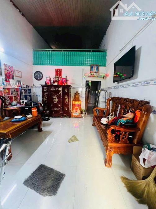 Bán NHÀ 1 TRỆT 1 Gác 110m2 sổ riêng thở cư (P. TRUNG DŨNG) chỉ 1,6 tỉ - 1