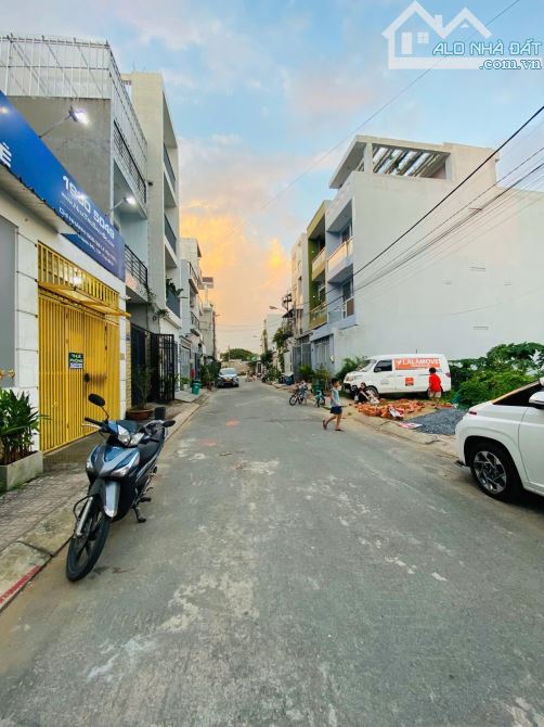 ☀️Bán Đất Đường 6M, vị trí tuyệt đẹp Lê Văn Việt, Long Thạnh Mỹ, Quận 9, 64m2, chỉ 4.7 tỷ - 1
