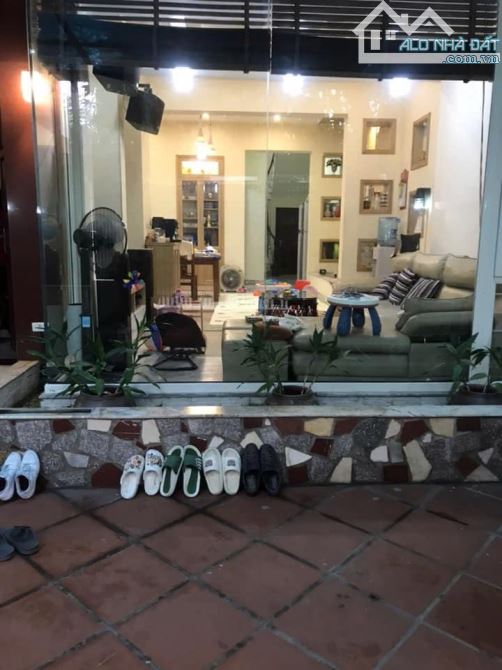 Bán nhà phố Nguyễn Chí Thanh 50m2 xây 4 tầng lô góc mặt tiền 6m Gara ô tô hiếm Đống Đa - 1