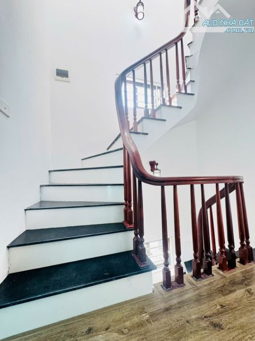 ĐẸP Ở NGAY – ĐẦY ĐỦ CÔNG NĂNG –20m CÁCH Ô TÔ TRÁNH 33m2 -4 tầng 5,7 tỷ YÊN LỘ - 1