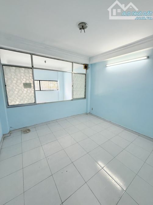 BÁN NHÀ NGAY CHỢ PHẠM VĂN HAI, TÂN BÌNH, HẺM Ô TÔ TRÁNH, 56M2, 4 TẦNG(4PN), GIÁ CHỈ 9.7 TỶ - 1