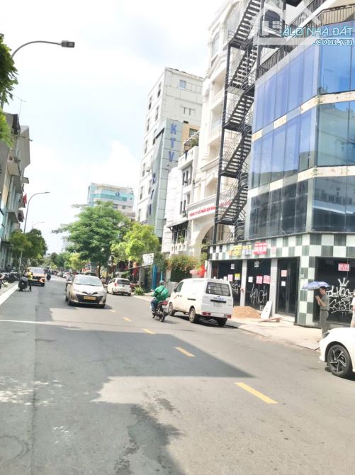 Bán nhà 2 mặt tiền số 1 Trần Nhật Duật, Phường Tân Định-8x16m ,trệt lửng 7 lầu giá 78,8 tỷ - 1