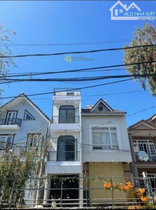 Nhà trung tâm Đà Lạt đường Hai Bà Trưng sổ riêng xây dựng chỉ hơn 4 ty - 1