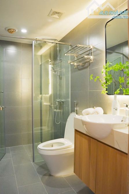 Căn hộ Chung cư 671 Hoàng Hoa Thám,BD. 74m2, giá 12tr, 2ngủ, 2vệ sinh. Full nội thất - 1
