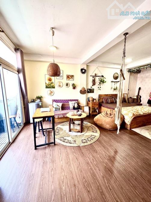 BÁN ĐẤT TẶNG NHÀ C4, ÔTÔ, NỞ HẬU, 50M, MT 5,6M, GIÁ 7 TỶ