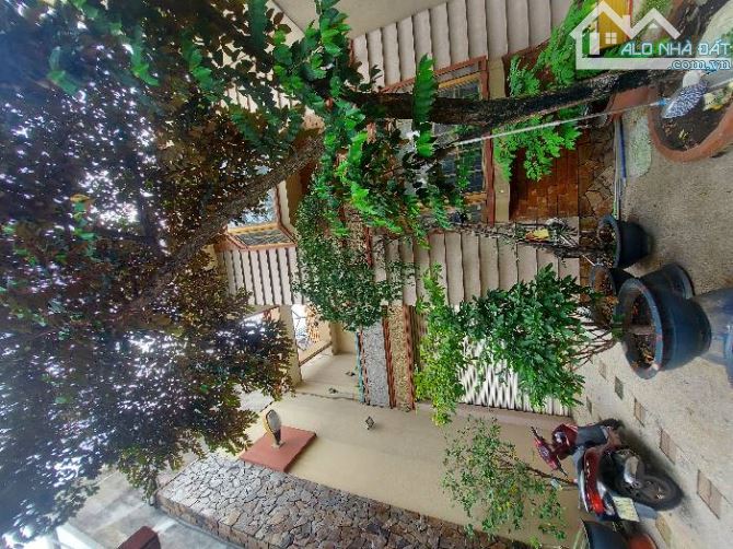 BIỆT THỰ CỔ TRUNG TÂM GÒ VẤP – GIẢM SỐC 3.2 TỶ, GIÁ CHỈ 30.3 TỶ! - 1
