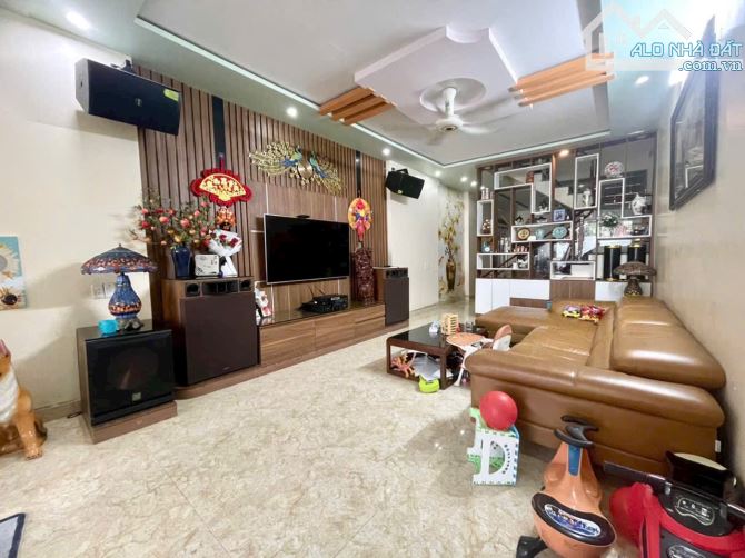 Bán nhà khu phân lô quán Nam ô tô đỗ cửa kết hợp kinh doanh  tại nhà tốt - 1