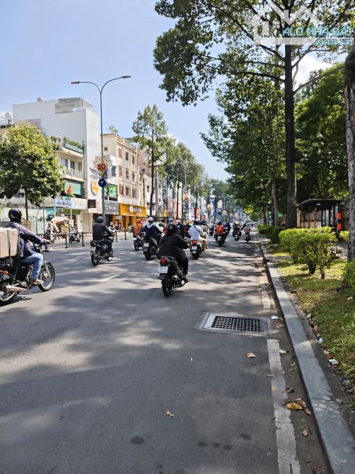 Building góc 2 mặt tiền đường 3/2, P.11, Quận 10 – Ngay ngã tư 3/2 & Cao Thắng, cạnh Hà Đô - 1