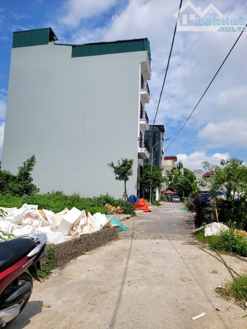🔥 BÁN ĐẤT PHÂN LÔ - HƠN 70M2 - VỈA HÈ RỘNG - Ô TÔ TRÁNH - GẦN QL1A - NGỌC HỒI -  9.3 TỶ - 1