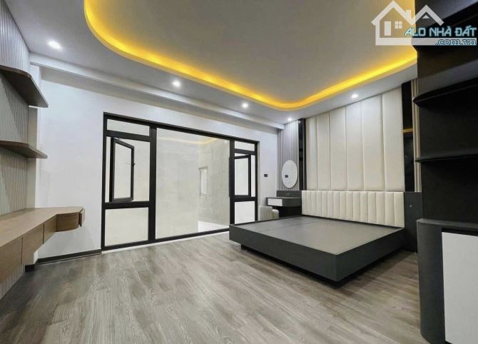 Bán nhà đẹp Xuân Thủy - 6 tầng thang máy - full nội thất - thiết kế hiện đại  - 10 tỷ - 1