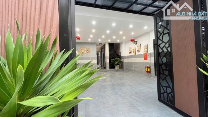 BÁN GẤP MT TRẦN QUANG KHẢI. P TÂN ĐỊNH-Q1.HĐT:100TR/TH.DT:5X25M.HĐT:100TR.GIÁ 50 TỶ - 1