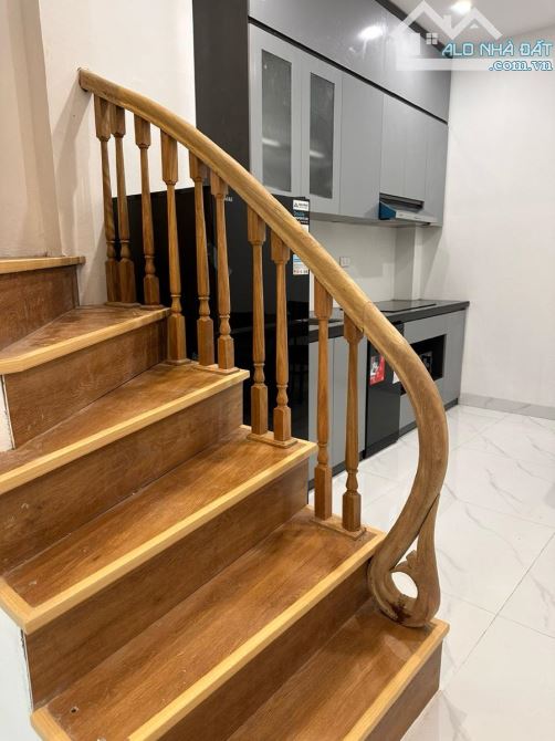 Bán nhà phố Lê Trọng Tấn, 26m2, khu vực kinh doanh sầm uất, ngõ ô tô tránh, giá 6.9tỷ - 1