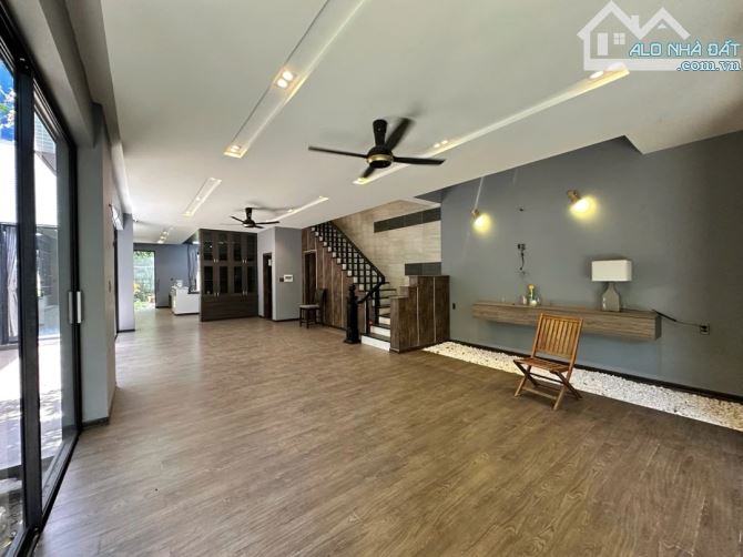 BÁN BIỆT THỰ CAO CẤP GẦN BIỂN MỸ KHÊ – ĐÀ NẴNG - 1