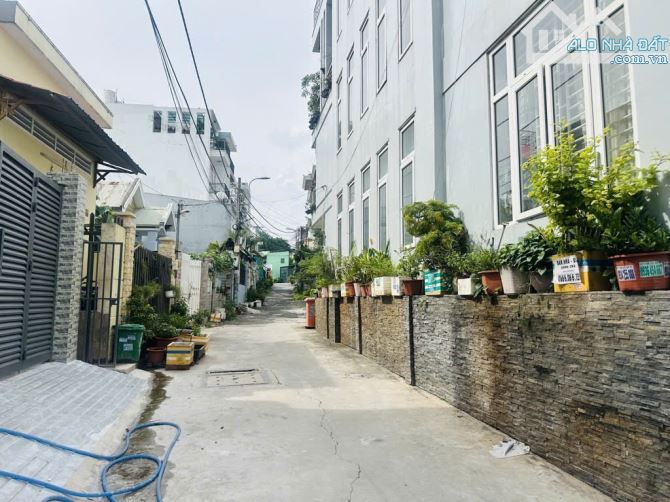 BÁN DÃY TRỌ – DT 101M2, NGANG 7.8M - THU NHẬP ỔN ĐỊNH – TĂNG NHƠN PHÚ A - 1
