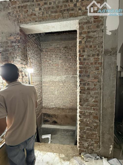 MỚI KÍNH KOONG - 20M RA Ô TÔ TRÁNH - THANG MÁY VÙ VÙ - 6 TẦNG FULL CÔNG NĂNG. - 1