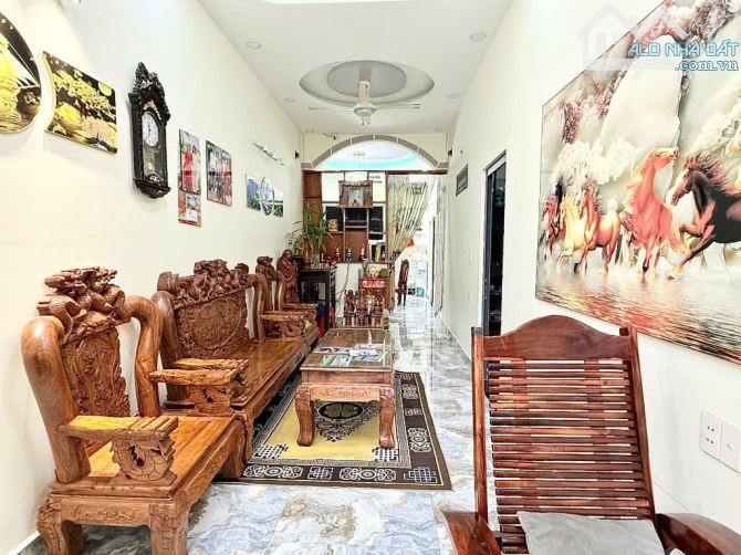 105m² BÁN ĐÁT TẶNG NHÀ PHAN VĂN TRỊ-CHỈ 70TR/m2- 10m RA HẺM XE HƠI- NỞ HẬU 7,4m NHỈNH 7 TỶ - 1