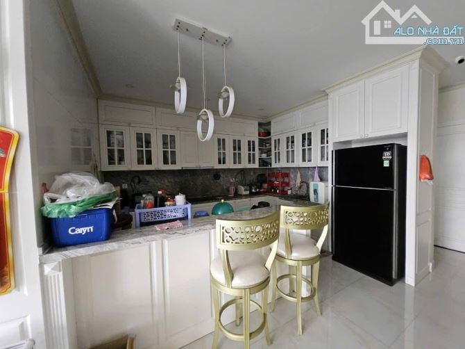 Nguyễn Tư Giản ( GV) 8×20 (160m2) -1 Hầm 5 Lầu Có Thang Máy -21,8 Tỷ TL. - 1