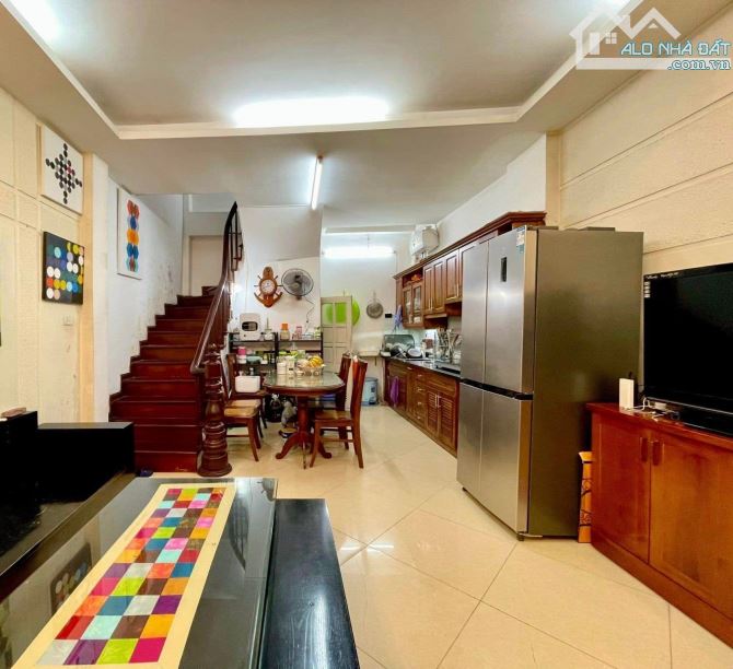 Ô tô đỗ cửa Trần Quang Diệu, ngõ thông KD đỉnh, DT 60M² *5T, MT 4m, chào 15,1 tỷ sổ nở hậu - 1