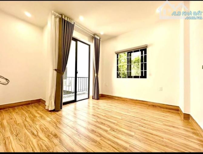 BÁN ĐẤT TẶNG NHÀ- NGỌC THUỴ -LONG BIÊN- 130M, MT 6,5M, Ô TÔ 7 CHỖ VÀO NHÀ QUA NHÀ, HƠN - 1