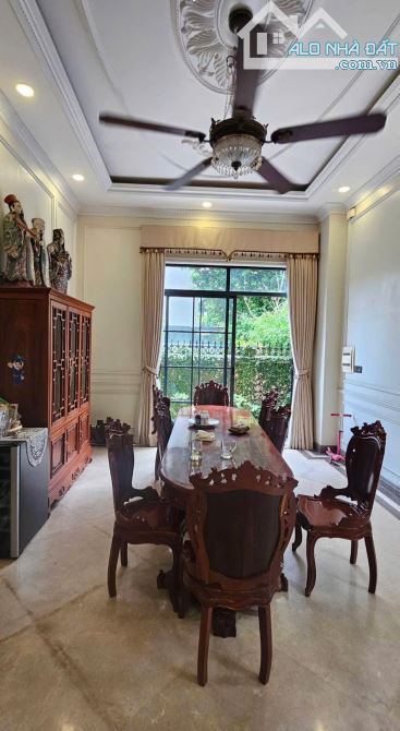 Bán nhà khu biệt thự Trường Sơn, cư xá Bắc Hải Q.10, gần CV Lê Thị Riêng giá 43 tỷ - 1
