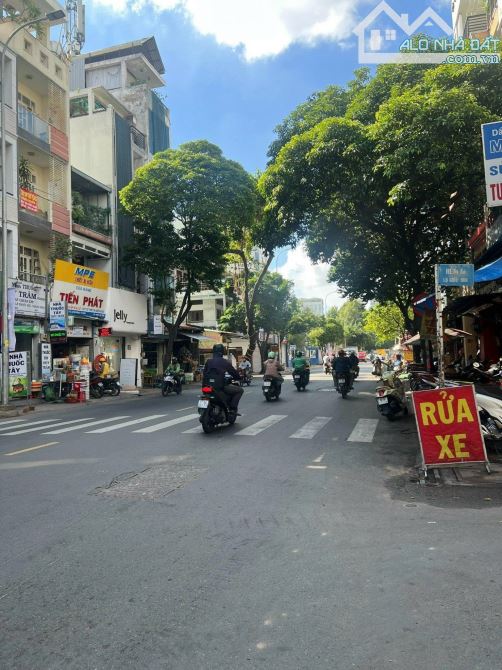 Bán tòa nhà văn phòng đường Phổ Quang,  hầm 8 tầng bề thế, siêu đẹp chỉ 70 tỷ - 1