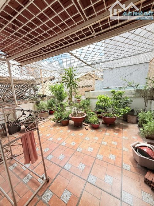 Bán Nhà HXH Phan Đăng Lưu P.Đức Nhuận 5 tầng 106m2 giá 16.7 tỷ - 1