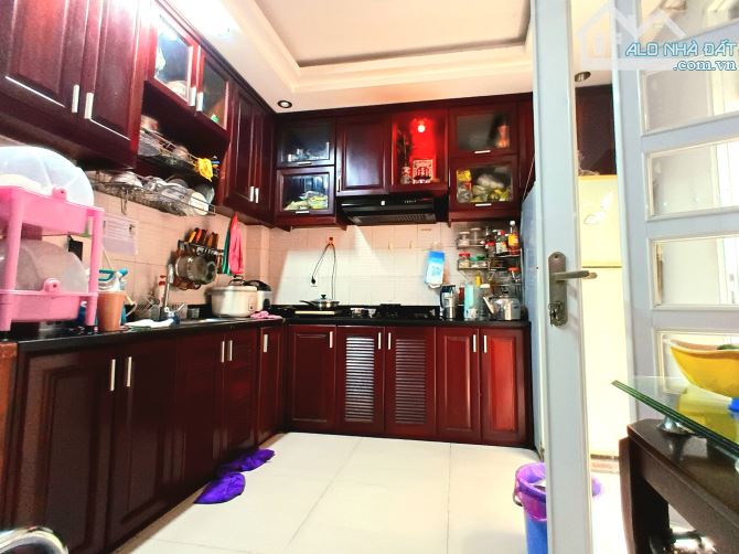 Bán Nhà Căn Góc Đường Lê Văn Sỹ - Quận 3 - 47m² (3.6 x 13) 5 Tầng - 12,3 Tỷ - Hẻm Thông - 1
