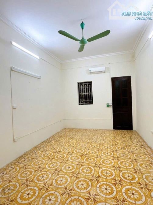 Bán nhà Ngọc Hà 30m2 phân lô 3 gác khu dân trí cao 2 thoáng ở luôn 6.4 tỷ - 1
