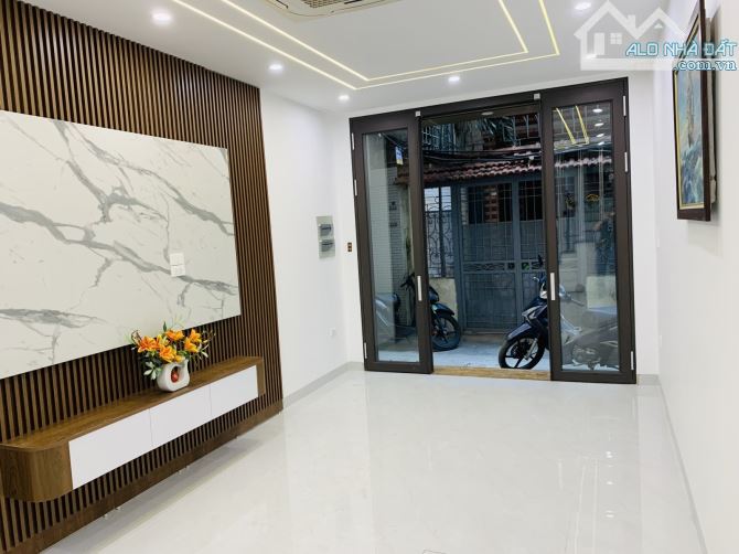 Bán nhà Hào Nam 52m2 phân lô oto tránh 7 tầng thang máy 22 tỷ - 1