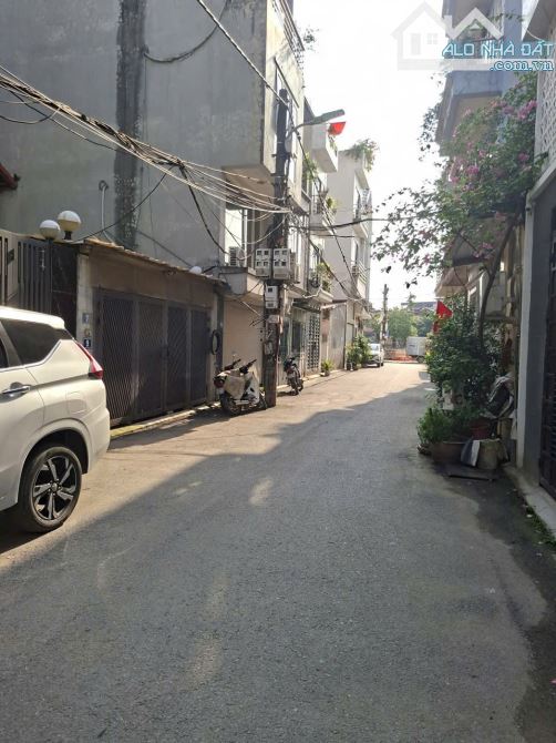 BÁN ĐẤT NGÕ 201 THỤY PHƯƠNG-Ô TÔ TRÁNH.HỒ ĐIỀU HÒA.DT 52M2.GIÁ 140 TRIỆU/M2 - 1
