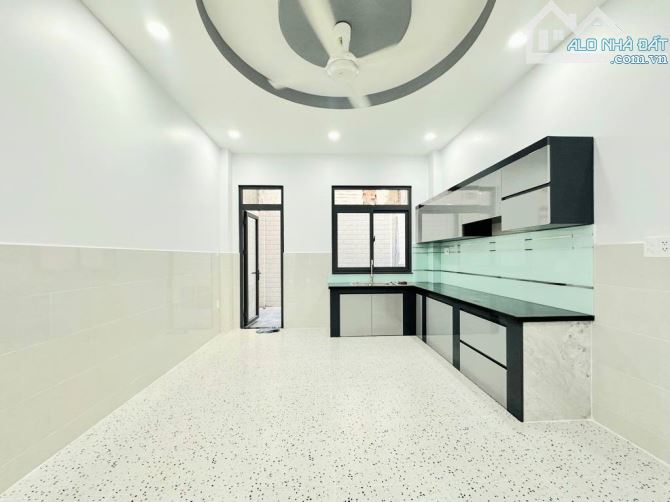 NHÀ ĐẸP Ở NGAY -GIÁ RẺ- TÂY THẠNH- TÂN PHÚ- DT 78M2- NGANG 4.7M- 4 TẦNG - 1