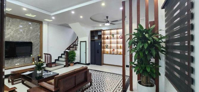 chính chủ cần bán căn nhà 45m vuông tại quang trung hà đông _full nội thất _nhà 3 thoáng - 1