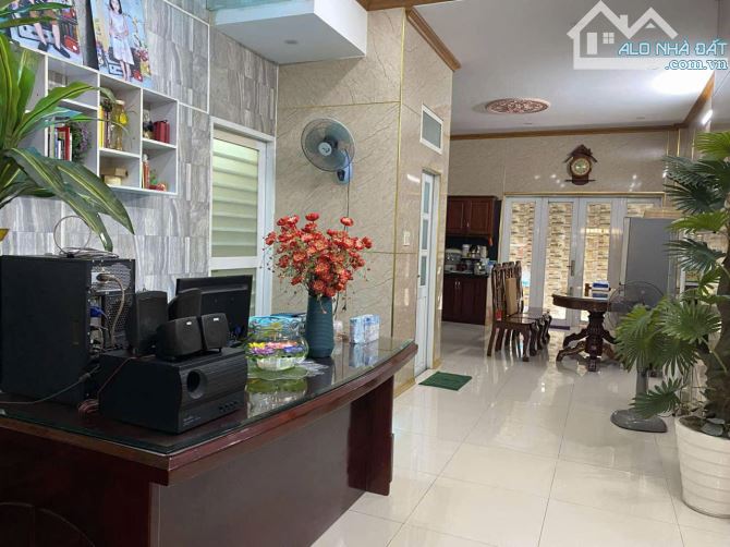 📣 Bán nhà 1 trệt 2 lầu đẹp 100m2 Khu Dân Cư An Hòa TP Biên Hòa có 4,5 tỷ - 1