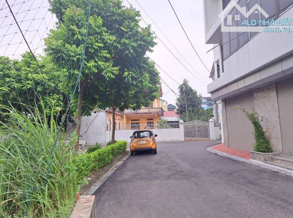 HIẾM- BÁN ĐẤT NAM HỒNG- ĐÔNG ANH- THÔNG Ô TÔ 30 CHỖ- GẦN HỒ ĐIỀU HÒA-MÊ LINH PLAZA-6,X TỶ - 1