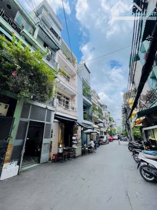 Nhà đẹp Quận 3-Hẻm ô tô 6M-Giáp Quận 1-Sát MT Nguyễn Thiện Thuật-P2-36m2-4x9-5tầng - 1