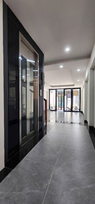 Cần bán nhà phố Bồ Đề , Long Biên 78m, 5 tầng mặt tiền 4.5m, giá 22 tỷ. - 1