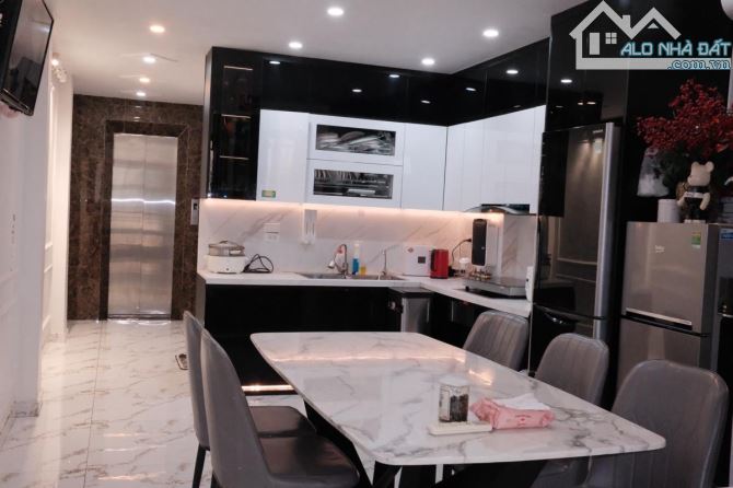BÁN NHÀ HOÀNG VĂN THÁI PHÂN LÔ ÔTÔ TRÁNH THANG MÁY DT 45M 6T 12.5 TỶ - 1