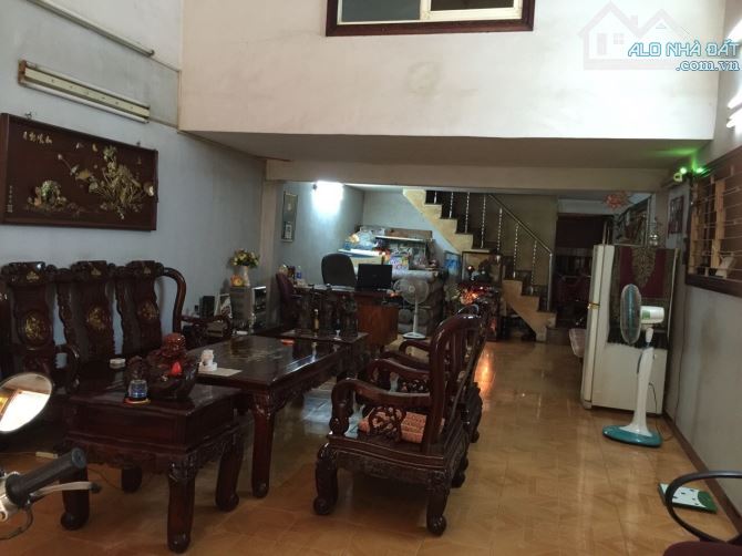 Quận 11- Lý Nam Đế- 4 tầng BTCT Sổ vuông HC đủ giá chỉ 9TXX. - 1