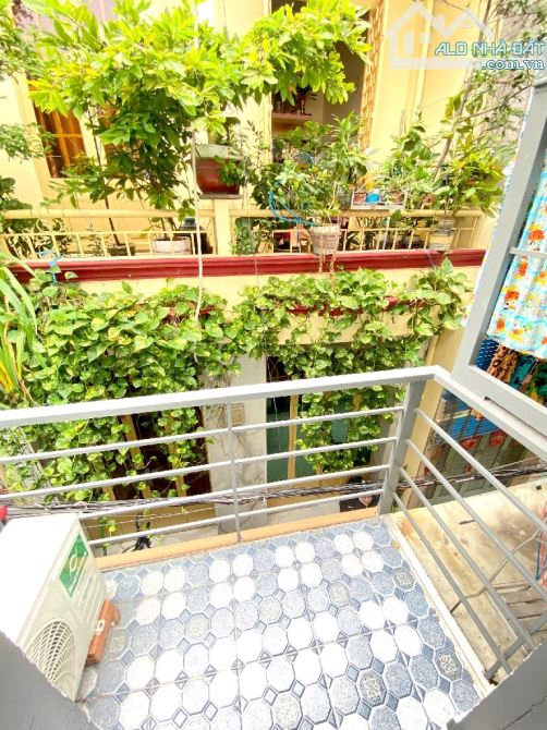 NHÀ NHỎ ĐẸP 2 TẦNG TRUNG TÂM QUẬN 6 - 1