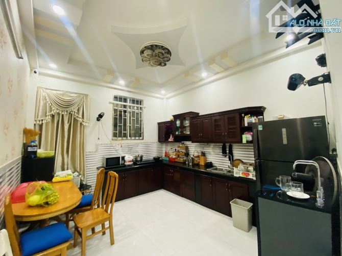 🚘 QUẬN 8 – NHÀ 3 TẦNG MỚI ĐẸP – XE HƠI TỚI CỬA 🏡 💰 Giá chỉ nhỉnh 8 tỷ 📐 - 12