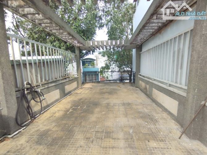 Bán nhà mặt tiền đường Phan Đình Phùng - 12