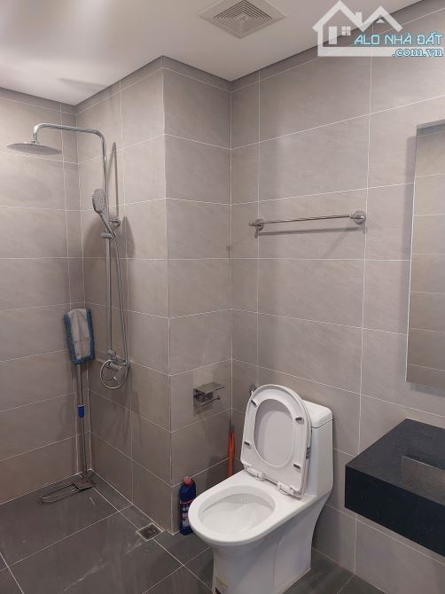 Cho thuê căn hộ chung cư Khai Sơn city, 101m, 3 ngủ, 2 wc, full đồ giá thuê 15 triệu - 12